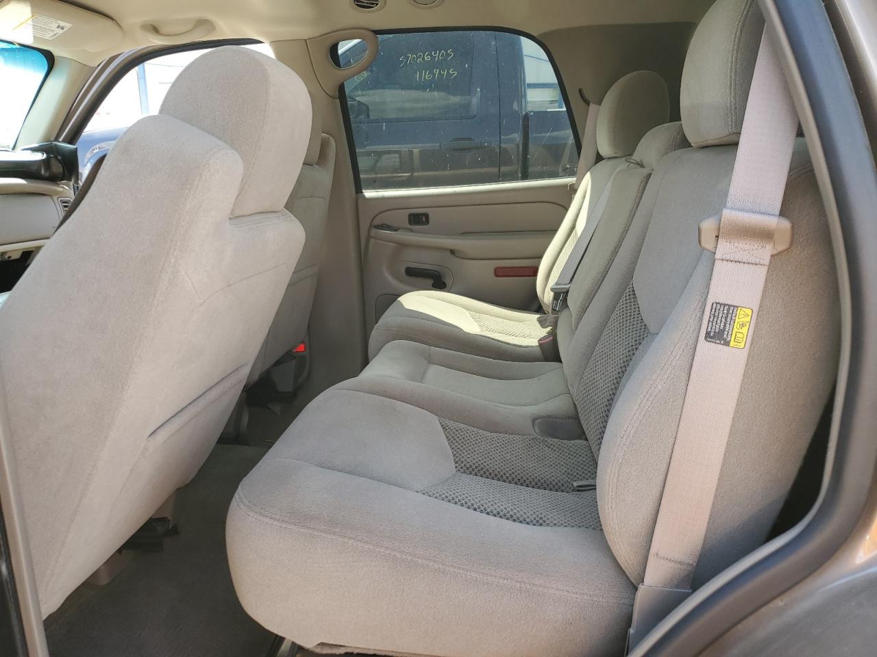 2004 Chevrolet Tahoe K1500 VIN: 1GNEK13V54R161353 Lot: 56913835