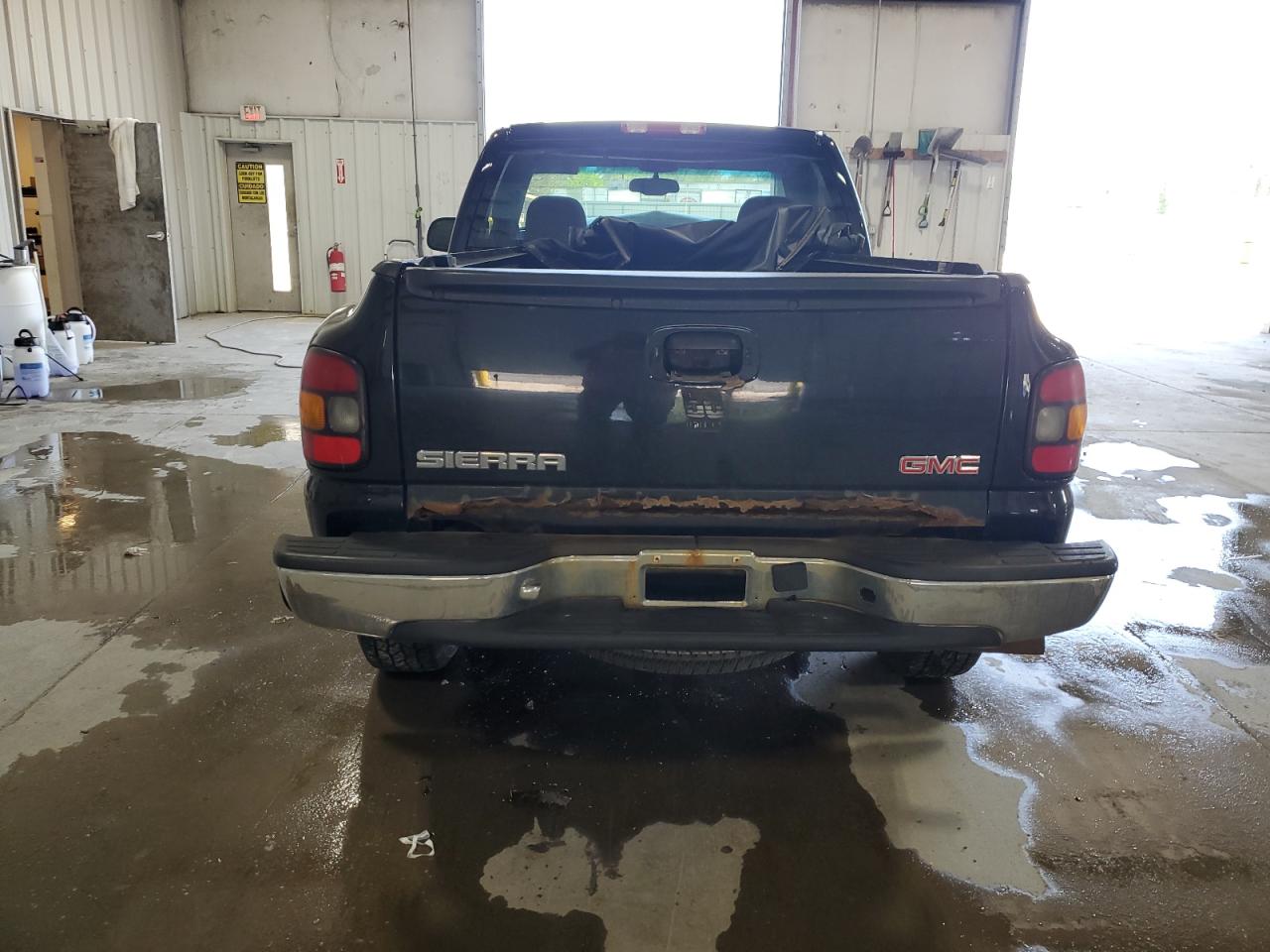 2005 GMC New Sierra K1500 VIN: 1GTEK14T95Z285195 Lot: 56685235
