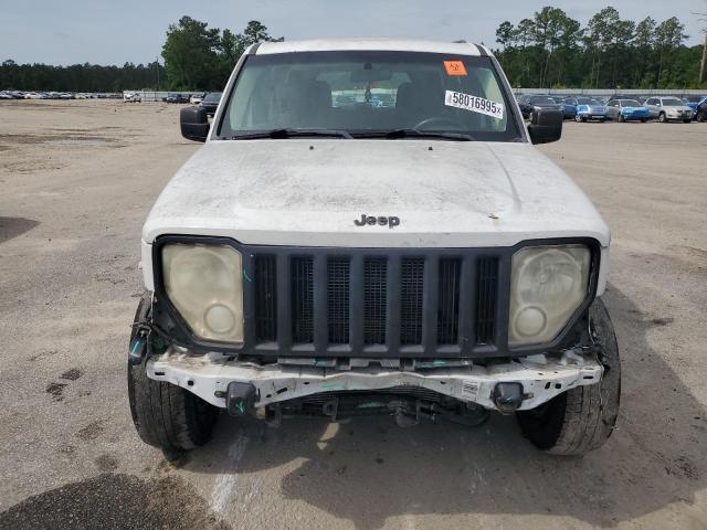  JEEP LIBERTY 2012 Белы