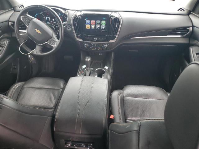  CHEVROLET TRAVERSE 2018 Серебристый