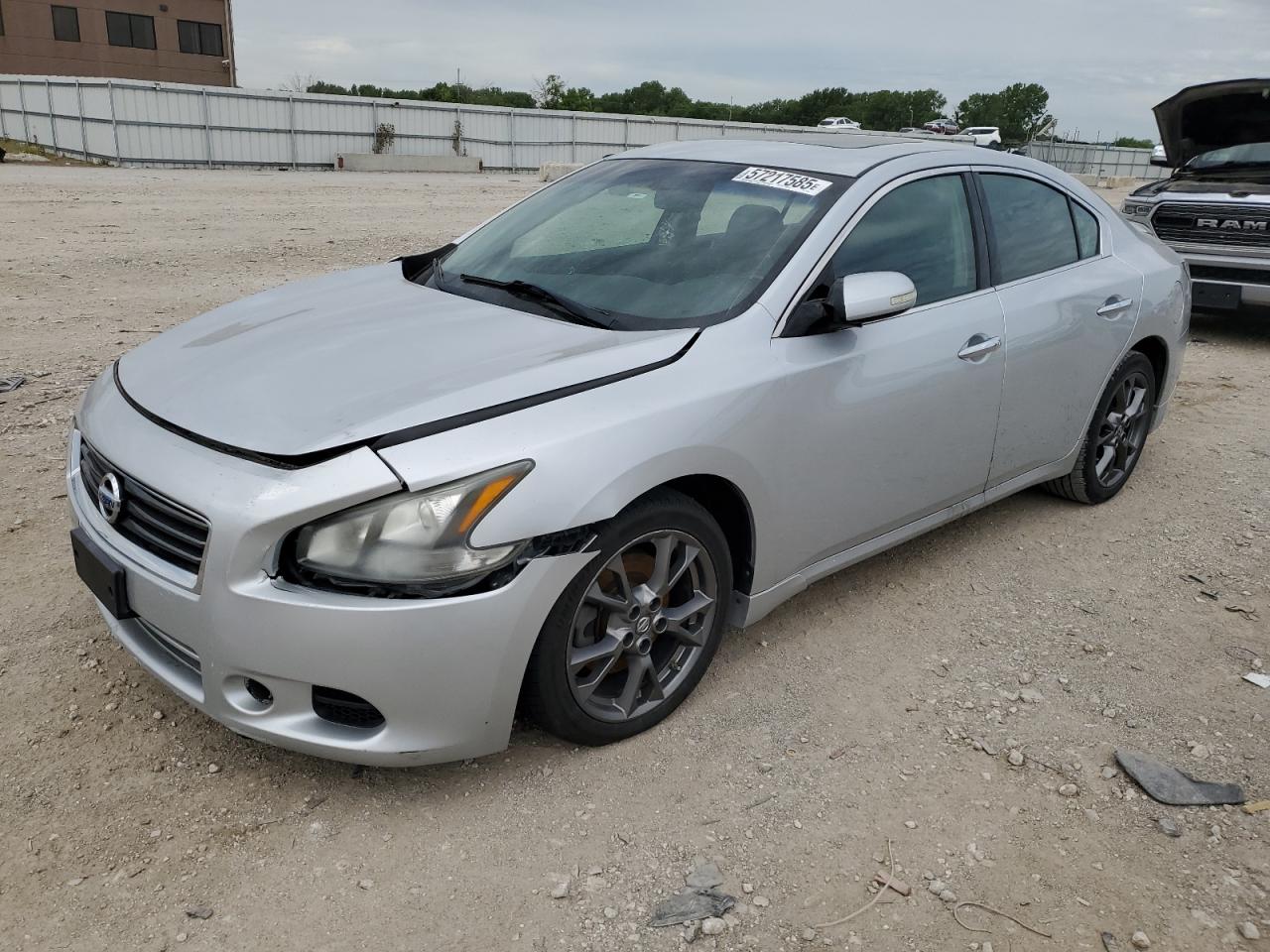 2014 Nissan Maxima S for Sale in Kansas City, KS - Front End