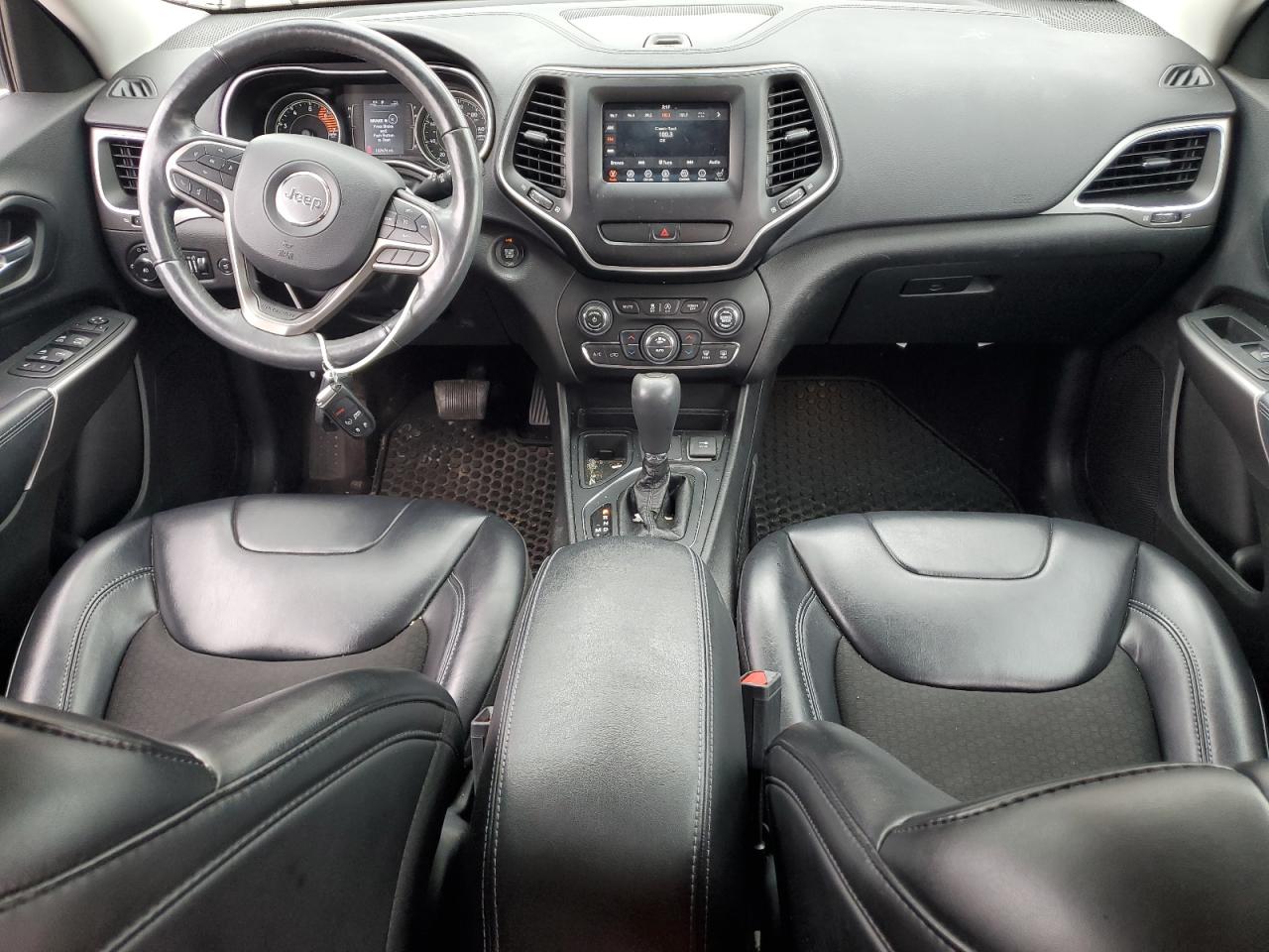 2019 Jeep Cherokee Latitude Plus VIN: 1C4PJLLN3KD172295 Lot: 55422315