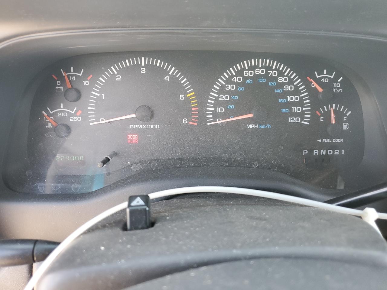 2000 Dodge Durango VIN: 1B4HR28Y8YF251207 Lot: 56235745