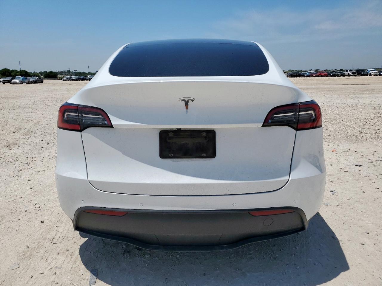 2021 Tesla Model Y VIN: 5YJYGAEE0MF113298 Lot: 56751235