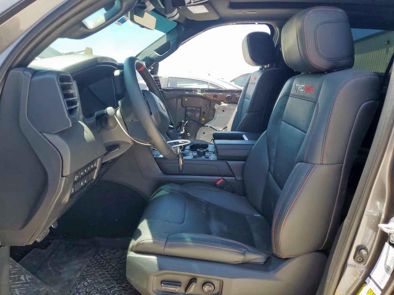 2024 Toyota Sequoia Sr5 VIN: 7SVAAABA7RX022097 Lot: 56526675