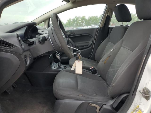 Седаны FORD FIESTA 2014 Белый