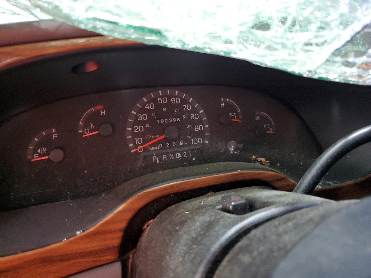 1998 Ford Econoline E150 Van VIN: 1FDRE14L2WHC06042 Lot: 55794955