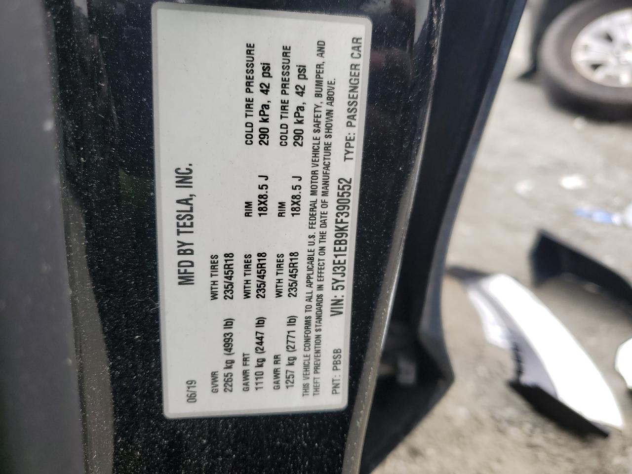 2019 Tesla Model 3 VIN: 5YJ3E1EB9KF390552 Lot: 55606385