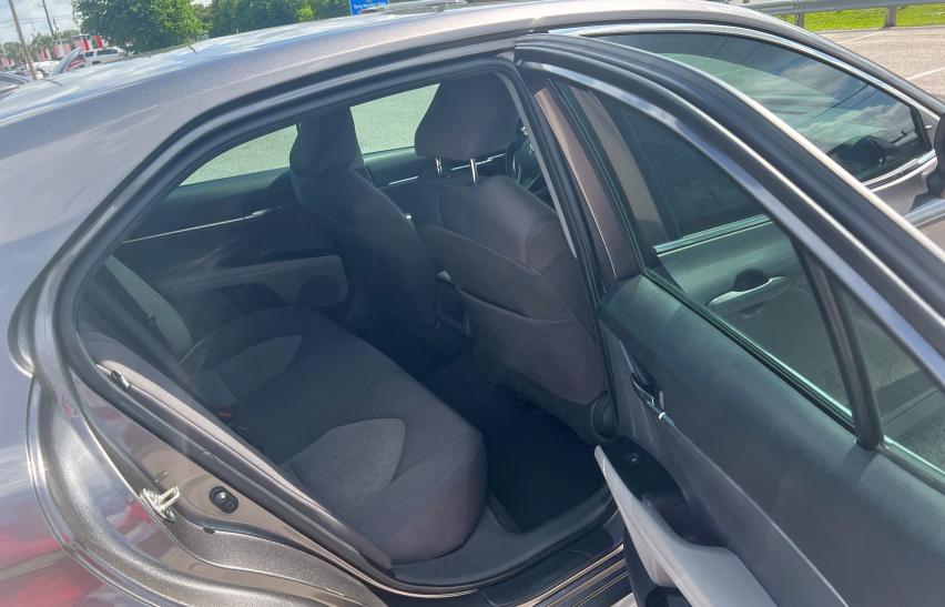  TOYOTA CAMRY 2020 Gray