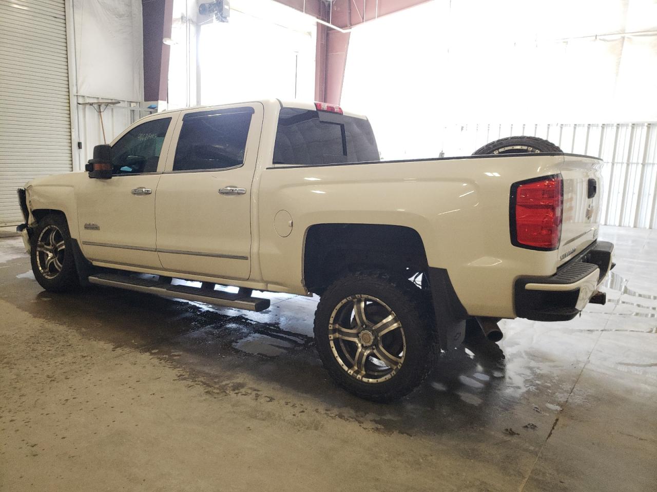 2015 Chevrolet Silverado - Image 2