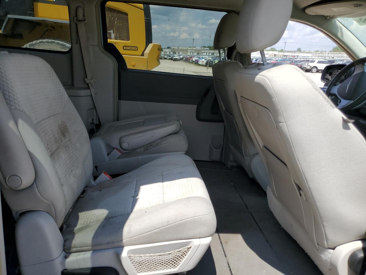 2008 Chrysler Town & Country Touring VIN: 2A8HR54P68R783364 Lot: 56923895
