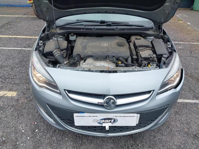 2013 VAUXHALL ASTRA SRI