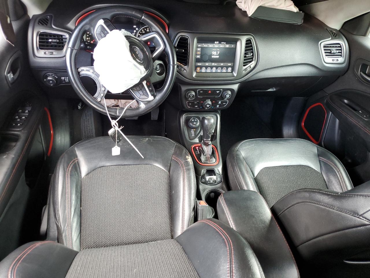 2019 Jeep Compass Trailhawk VIN: 3C4NJDDB0KT739851 Lot: 56897525