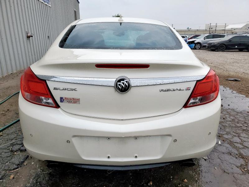 Sedans BUICK REGAL 2012 White