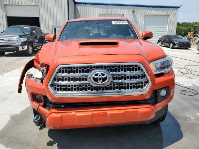  TOYOTA TACOMA 2017 Pomarańczowy