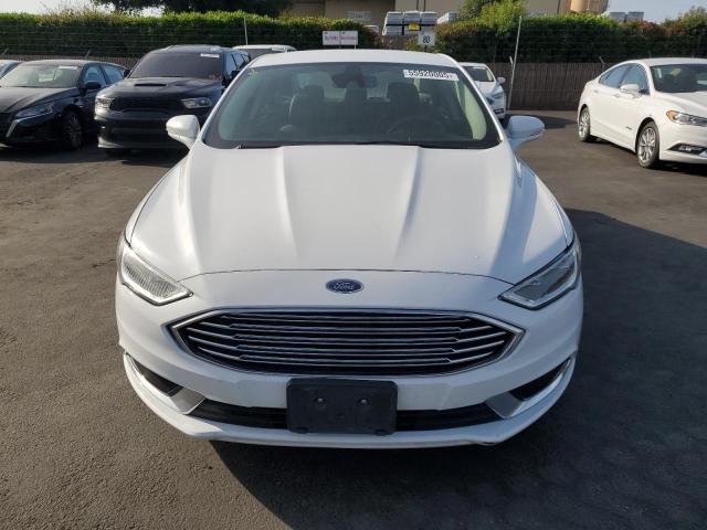  FORD FUSION 2018 Белый