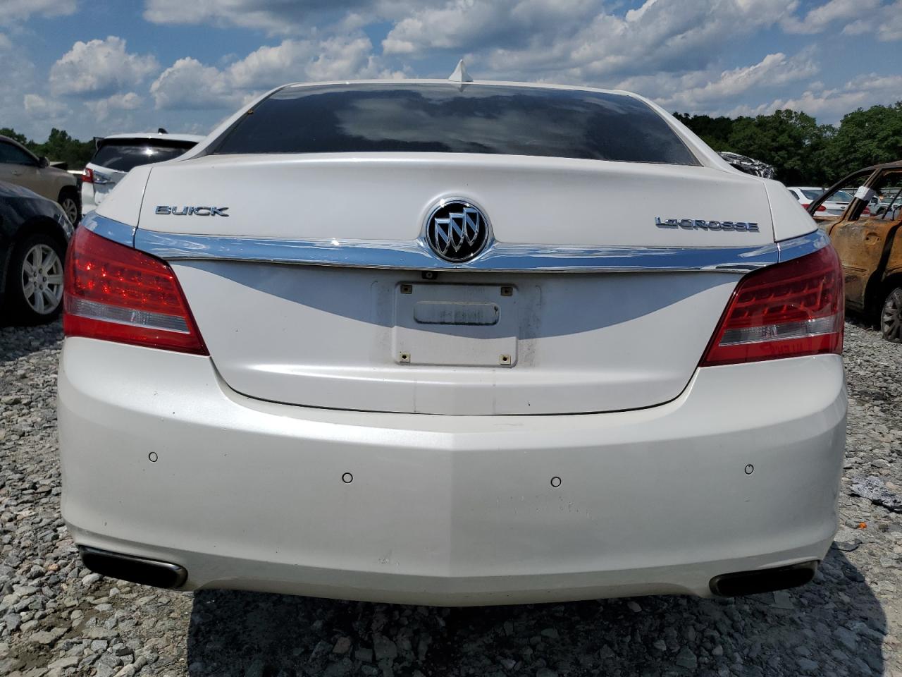 2015 Buick Lacrosse VIN: 1G4GB5G33FF305371 Lot: 56855675