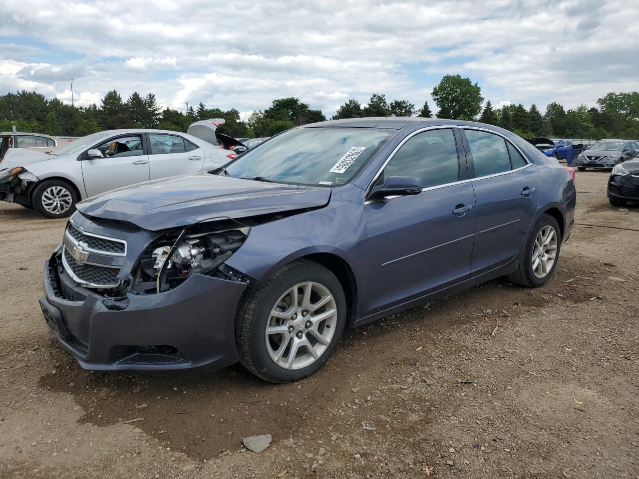 2013 Chevrolet Malibu 1Lt იყიდება Elgin-ში, IL - Front End