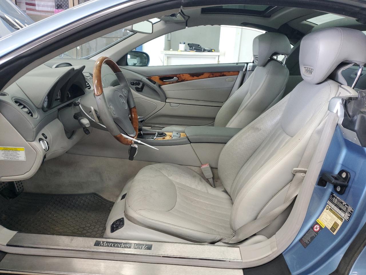 2011 Mercedes-Benz Sl 550 VIN: WDBSK7BA2BF165452 Lot: 56489445
