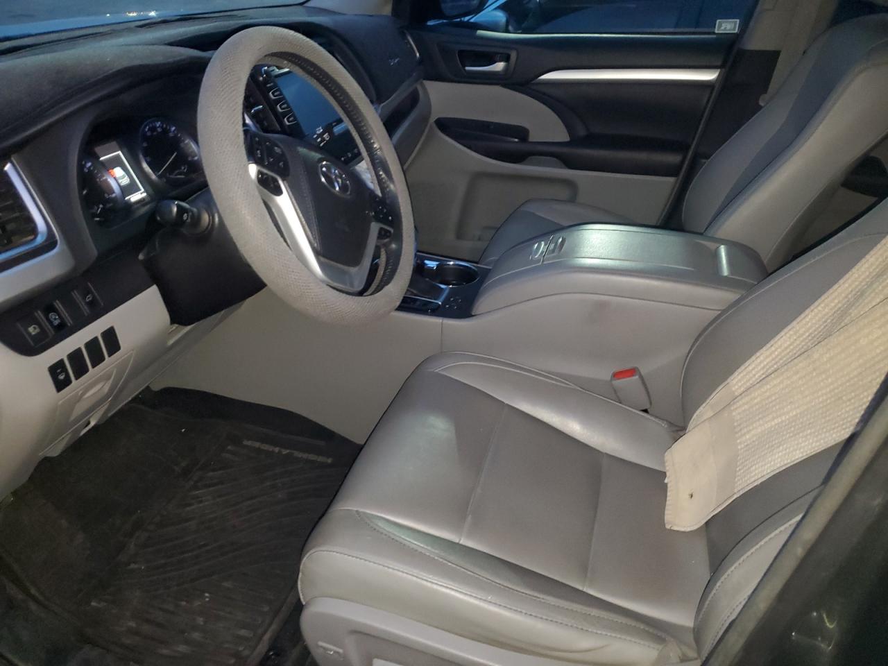 2017 Toyota Highlander Se VIN: 5TDJZRFH7HS466206 Lot: 57714675