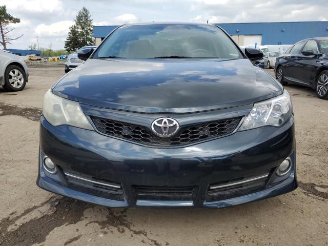  TOYOTA CAMRY 2014 Czarny