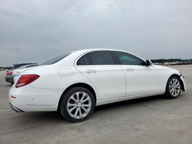 Sedans MERCEDES-BENZ E-CLASS 2017 White