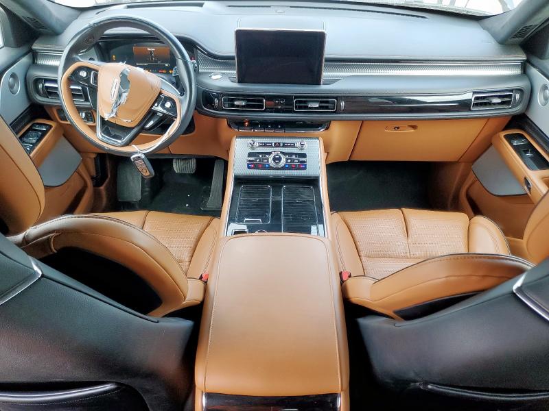  LINCOLN AVIATOR 2022 Чорний
