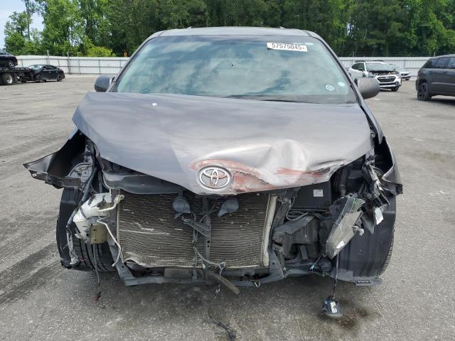  TOYOTA All Models 2016 Серый