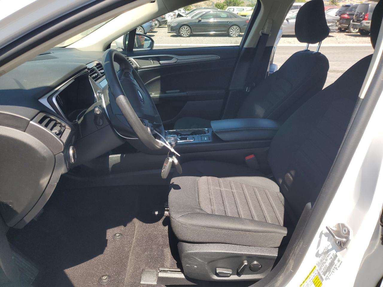 2020 Ford Fusion Se VIN: 3FA6P0LU2LR206094 Lot: 54022705