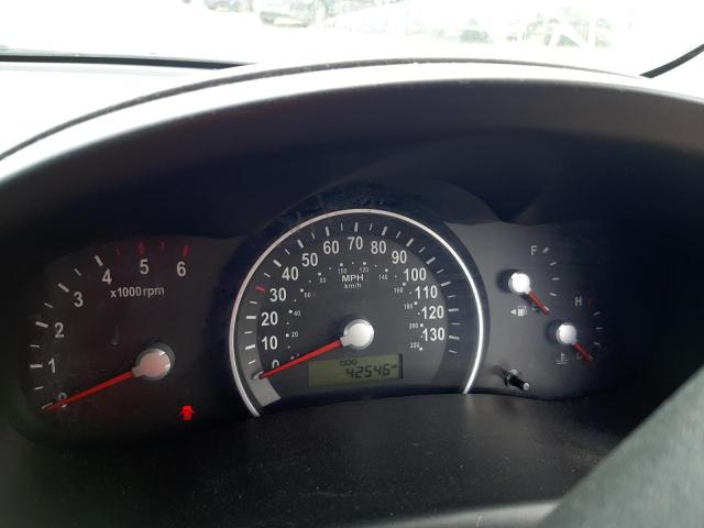 2009 KIA SEDONA LS