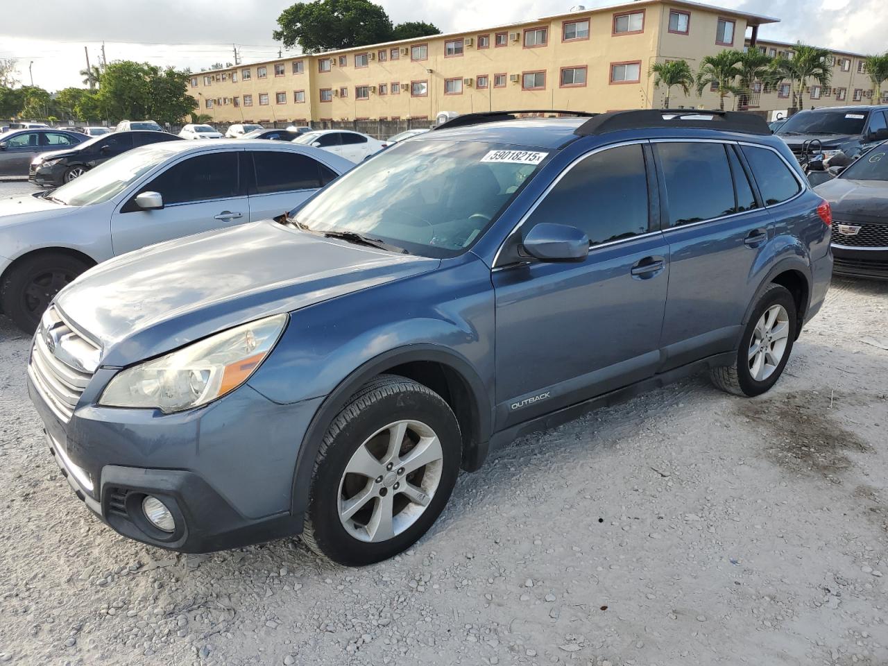 2013 Subaru Outback 2.5I Premium for Sale in Opa Locka, FL - Mechanical