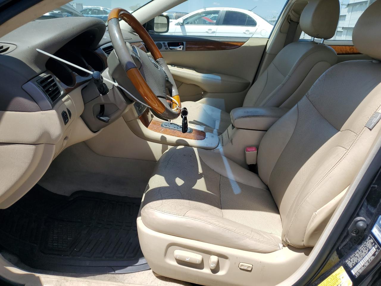 2005 Lexus Es 330 VIN: JTHBA30G155099487 Lot: 57174435