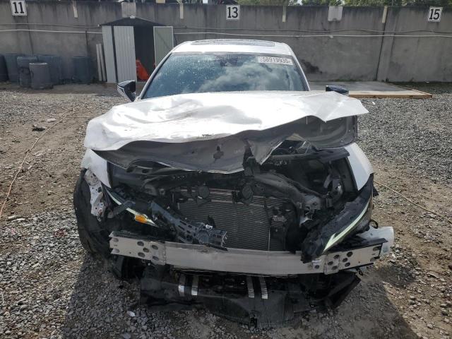  LEXUS IS 2024 Biały
