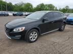 2015 Volvo V60 Cross Country Premier na sprzedaż w Marlboro, NY - Front End