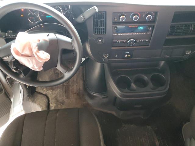  GMC SAVANA 2022 Biały