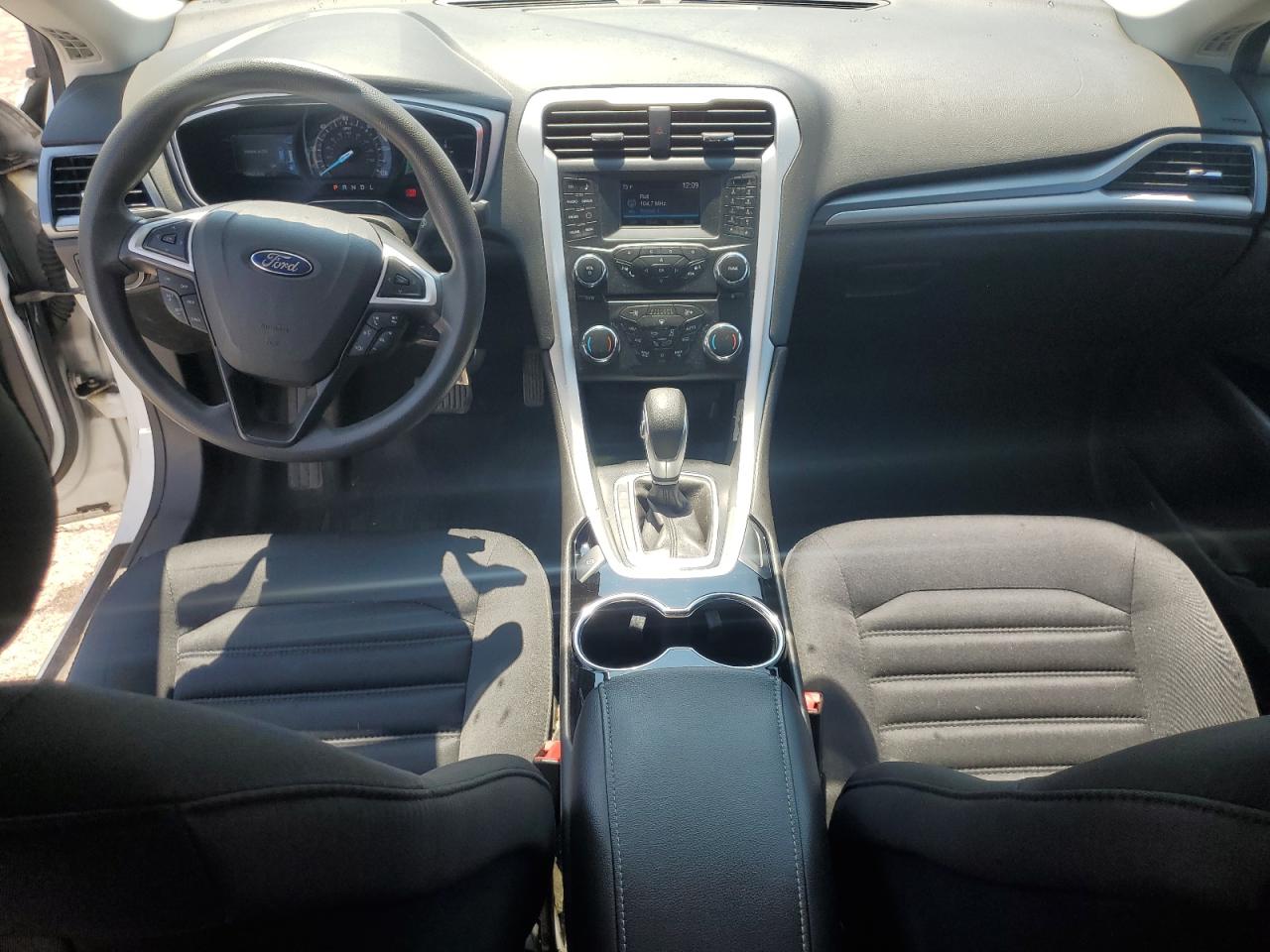 2015 Ford Fusion Se Hybrid VIN: 3FA6P0LUXFR120133 Lot: 55089355