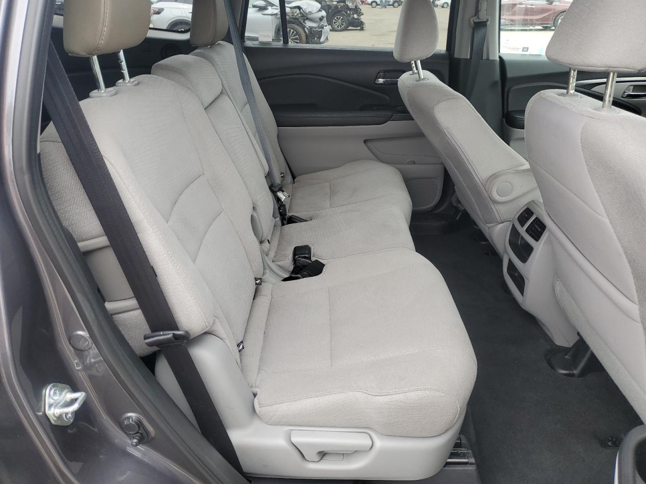 2017 Honda Pilot Lx VIN: 5FNYF6H18HB070005 Lot: 56146665