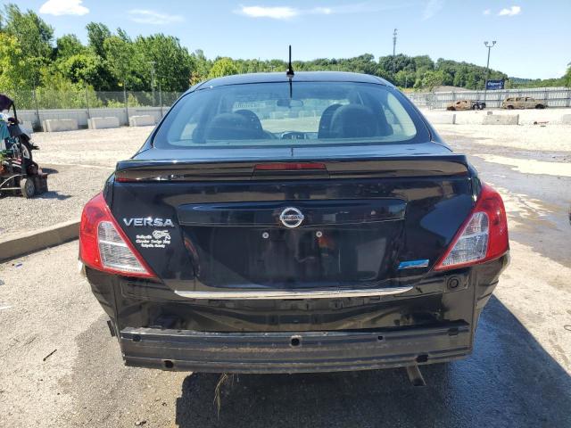  NISSAN VERSA 2015 Черный