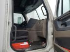 Elgin, IL에서 판매 중인 2016 Freightliner Cascadia 125 Semi Truck - Side
