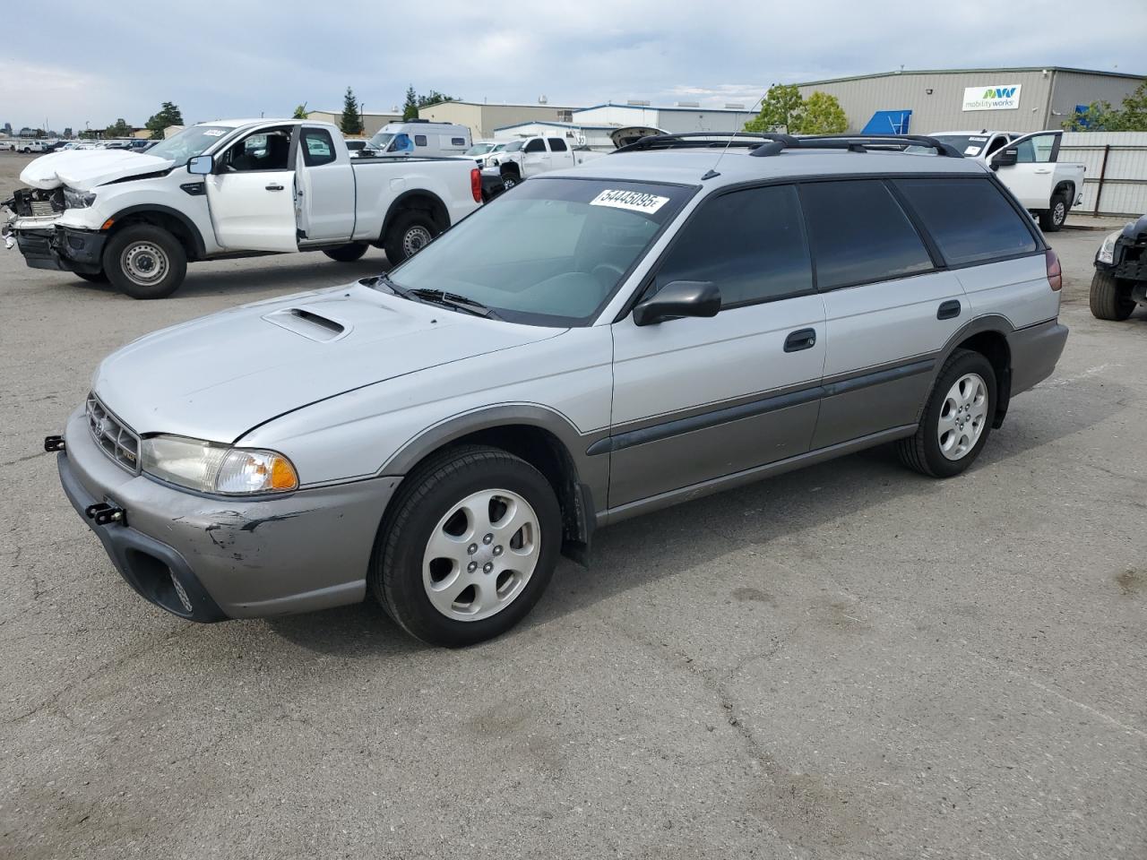 1999 Subaru Legacy Outback na sprzedaż w Bakersfield, CA - Side