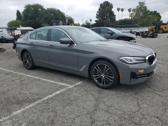  BMW 5 SERIES 2022 Серый