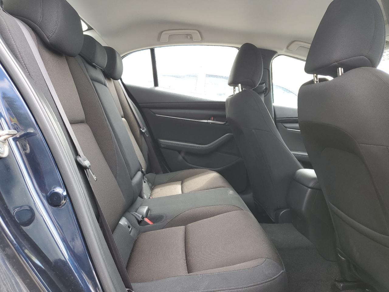 2021 Mazda 3 Preferred VIN: JM1BPBCL4M1338605 Lot: 55595605
