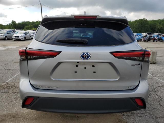  TOYOTA HIGHLANDER 2022 Silver