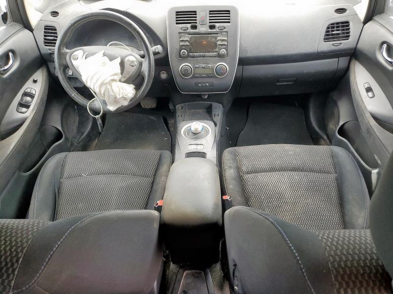  NISSAN LEAF 2015 Чорний
