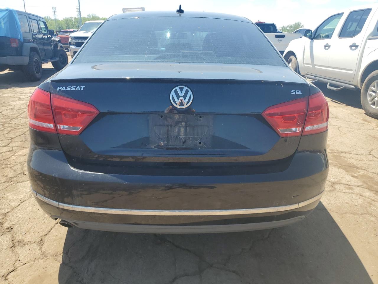 2012 Volkswagen Passat Sel VIN: 1VWCP7A31CC067104 Lot: 56638765