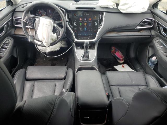  SUBARU OUTBACK 2023 Серебристый