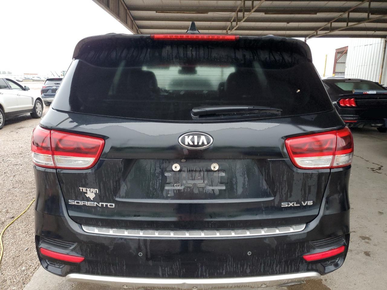 2017 Kia Sorento Sx VIN: 5XYPK4A57HG261688 Lot: 54627575