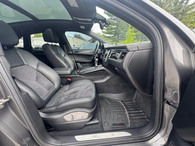  PORSCHE MACAN 2017 Charcoal