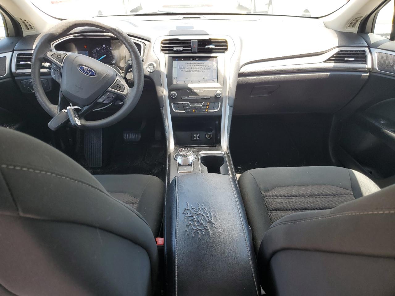 2019 Ford Fusion Se VIN: 3FA6P0LU4KR124852 Lot: 54035935