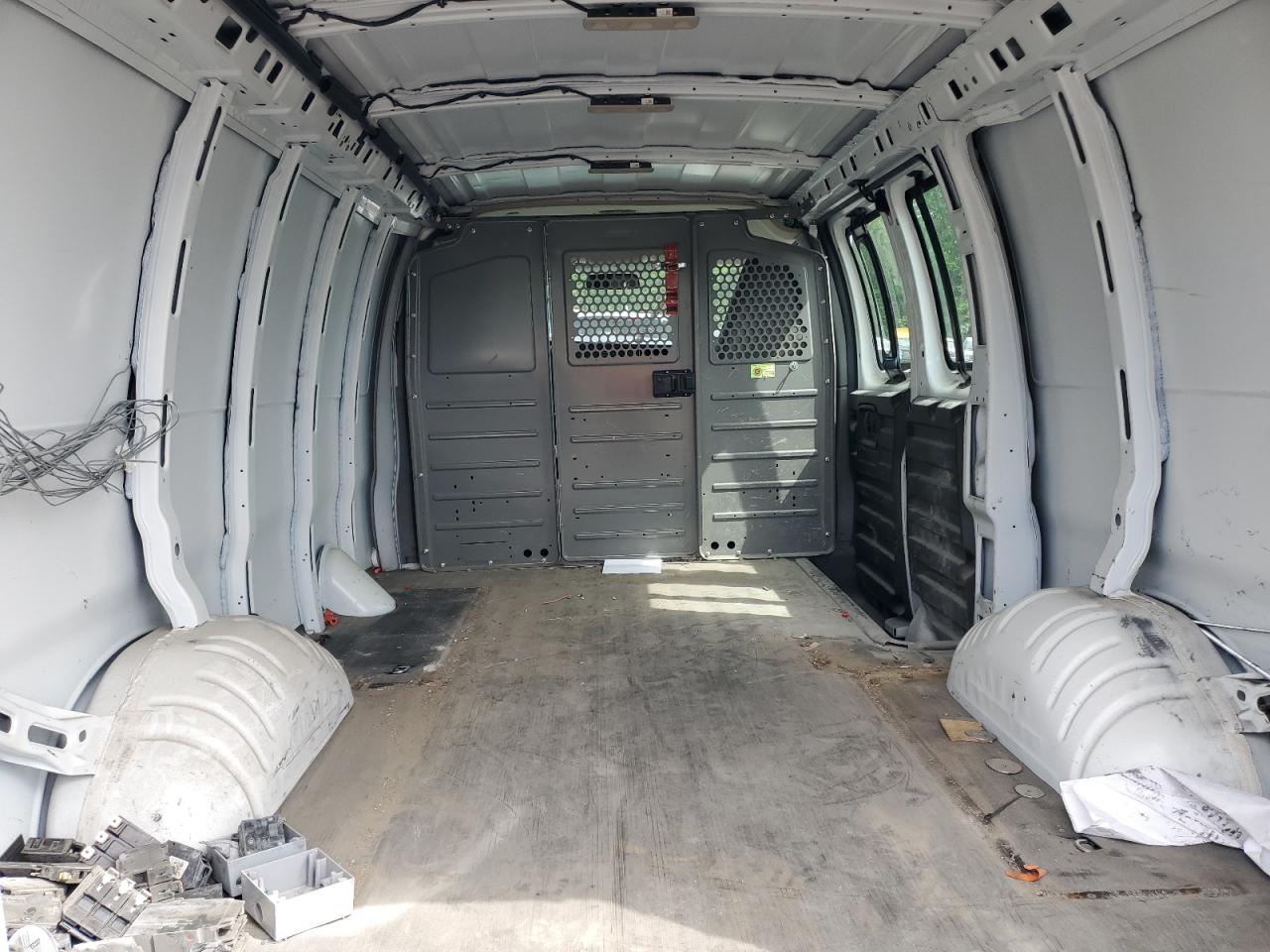2019 Chevrolet Express G2500 VIN: 1GCWGAFG1K1317041 Lot: 56455425